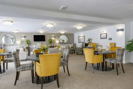 Thackeray Lodge, Fareham - Photo 3