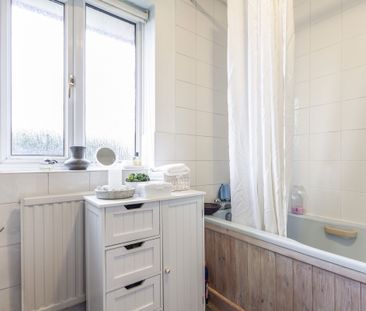 1 bedroom property to rent - Photo 4