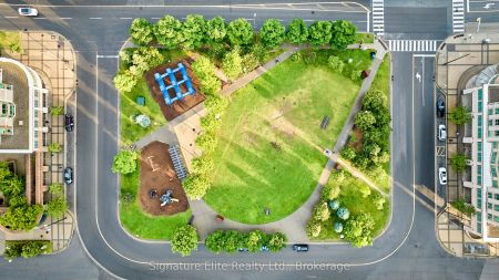 38 Lee Centre Drive #TH128 - Photo 4