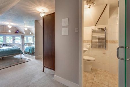 2 bedroom flat to rent - Photo 5