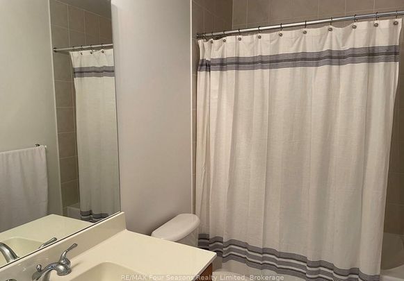 For Lease - 29 NORTH MAPLE Street, Collingwood, Ontario - Photo 1