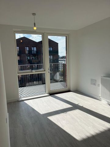 Studio to rent - Photo 3