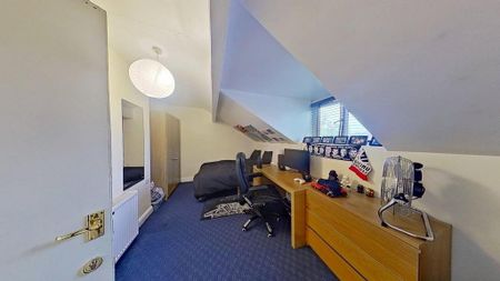 5 bedroom terraced house to rent - Photo 3