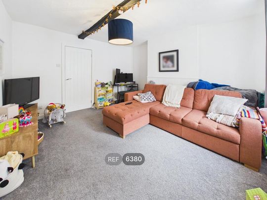 2 bedroom terraced house to rent - Photo 1