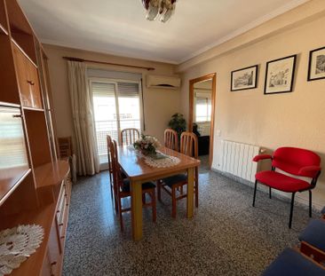 Piso de alquiler en Avinguda Sants de la Pedra, Antigua Moreria - Photo 3