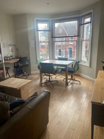 Room in a Shared Flat, Mundania Road, SE22 - Photo 2