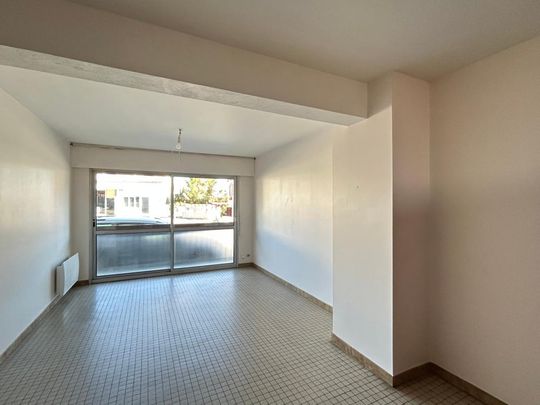 Location Appartement 2 pièces 49m² AIRE SUR L ADOUR 40800 - Photo 1