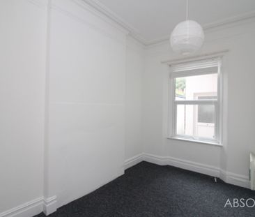1 bed flat to rent in 20 Youngs Park, Paignton, TQ4 - Photo 1
