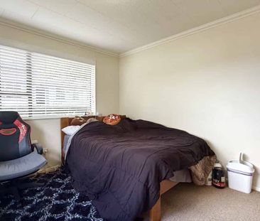 3-Bedroom Home in Totara Park - Photo 3