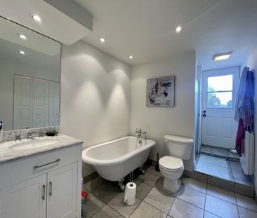 Ahuntsic: Maison de 4 chambres, 2 salles de bain, cour et terrasse ... - Photo 6