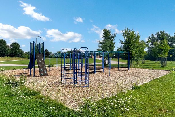 For Lease - 195 Milestone Crescent Unit# 65, Aurora, Ontario - Photo 1