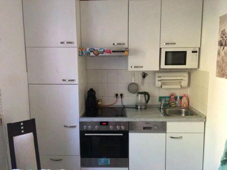 Schönes helles Apartment im Zentrum von Neuhausen Rotkreuzplatz - Photo 5