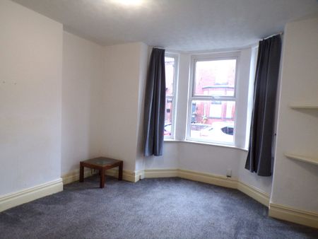 Dicconson Terrace, Wigan, WN1 2AF - Photo 3