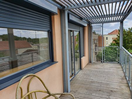 Location Appartement 3 pièces 73m² LENS 62300 - Photo 5