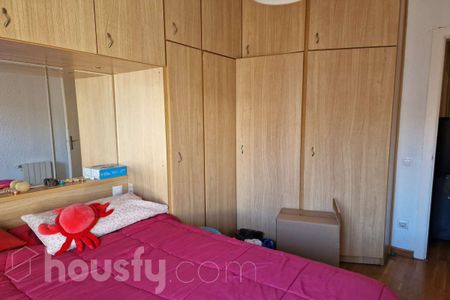 Piso de alquiler en Carrer de Còrsega, ., El Camp de l'Arpa del Clot - Photo 3