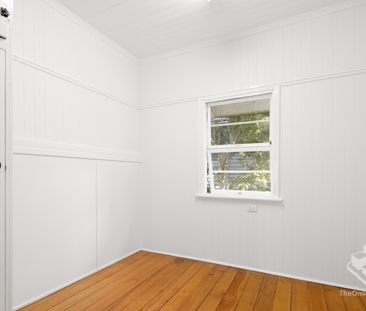 The Perfect Family Home in a Prime Location - Photo 6