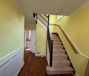 Central Road, Wembley, HA0 - Photo 2