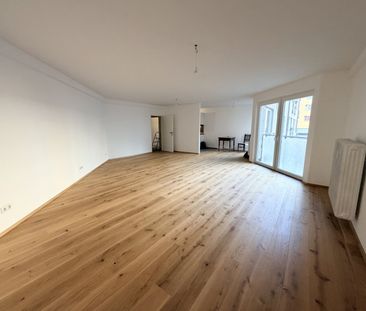 Erstbezug nach Sanierung! 105 m2 große ruhige 3-Zimmer Wohnung mit ... - Photo 3