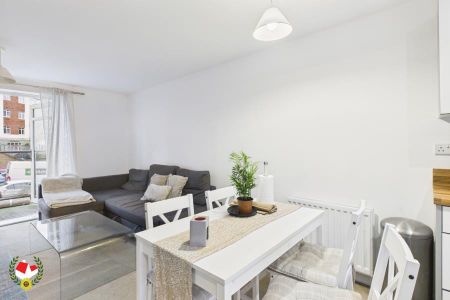 Hitchings Leaze, Patchway, Bristol - Photo 2