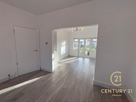 3 bedroom apartment to rent - Photo 3