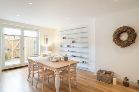 4 bedroom house to rent - Photo 3