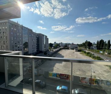 MARINA TOWER - Helle 2-Zimmer-Wohnung mit Balkon und überdachter Lo... - Foto 6