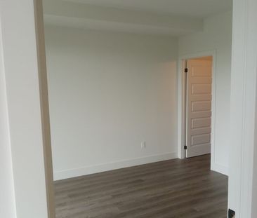 For Lease - 103 Roger Street Unit# 406, Waterloo, Ontario - Photo 2