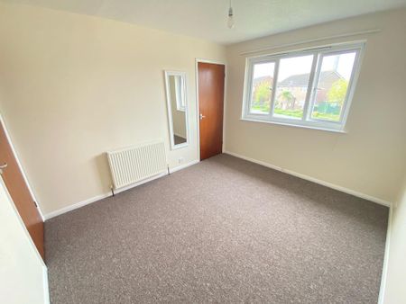 2 bedroom semi-detached house to rent - Photo 3