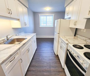 500-504 - RED ROOF - 4621 Veterans Way - 14 - FURNISHED - Photo 1