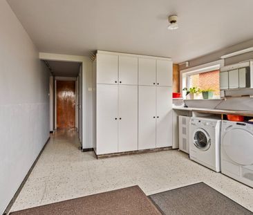 Woning met 4 slpks en zuid gerichte tuin, rustig gelegen te Witgoor... - Photo 3