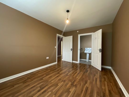 17A Westway Hill, Belfast , BT13 3NZ - Photo 1