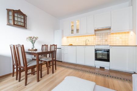 2-pokojowe mieszkanie z klasycznymi meblami | 42,5 42.5 m² - Zdjęcie 4