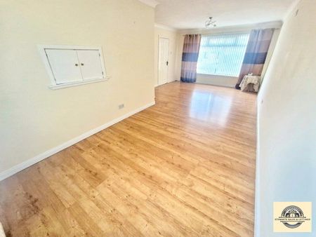 16 Castle Island Drive, Newtownards, BT23 7BU - Photo 2