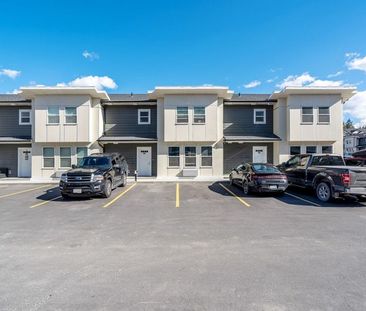 Rockyview Place Townhomes | 804 Innes Avenue, Cranbrook - Photo 1