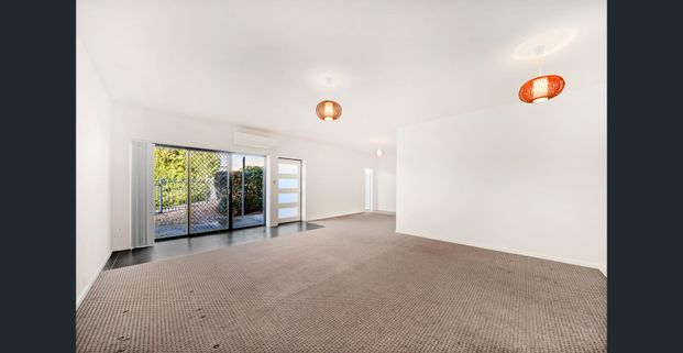 Private, Neat and Tidy Two Bedroom Unit - Photo 1
