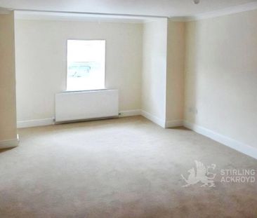 2 bedroom maisonette to rent - Photo 1