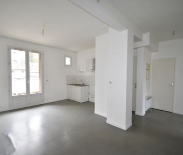 Location Appartement 2 pièces 45m² ST LO 50000 - Photo 4