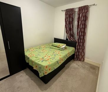 Room in a Shared House, Grange Road, IG1 - Photo 2