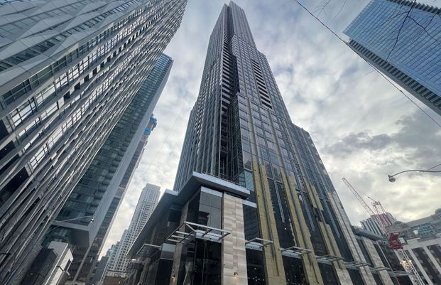 For Lease - 11 Yorkville Avenue Unit# 2201, Toronto, Ontario - Photo 1
