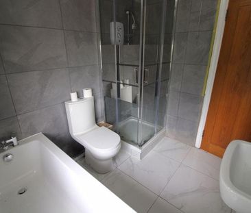 3 bedroom semi-detached house to rent - Photo 6