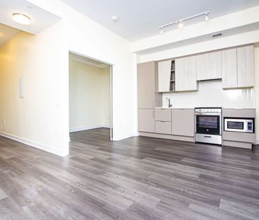 For Lease - 3900 Confederation Parkway Unit# 5801, Mississauga, Ont... - Photo 3