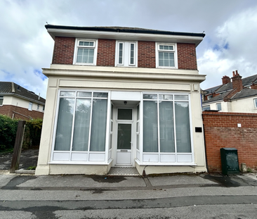 2 bedroom maisonette to rent - Photo 6