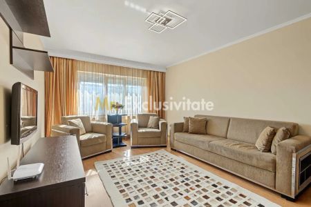 Central-Eremia, ap. 3 camere, 2 băi + boxă,proaspăt zugrăvit, et.2 - Fotografie 2