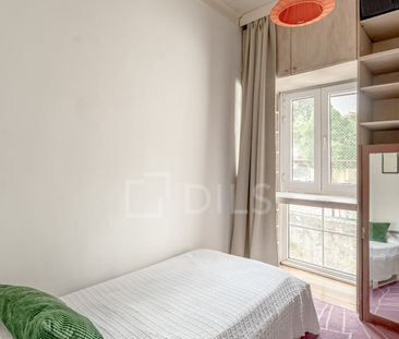 Apartamento T2 num piso elevado com terraço, na Misericórdia Lisboa - Photo 4