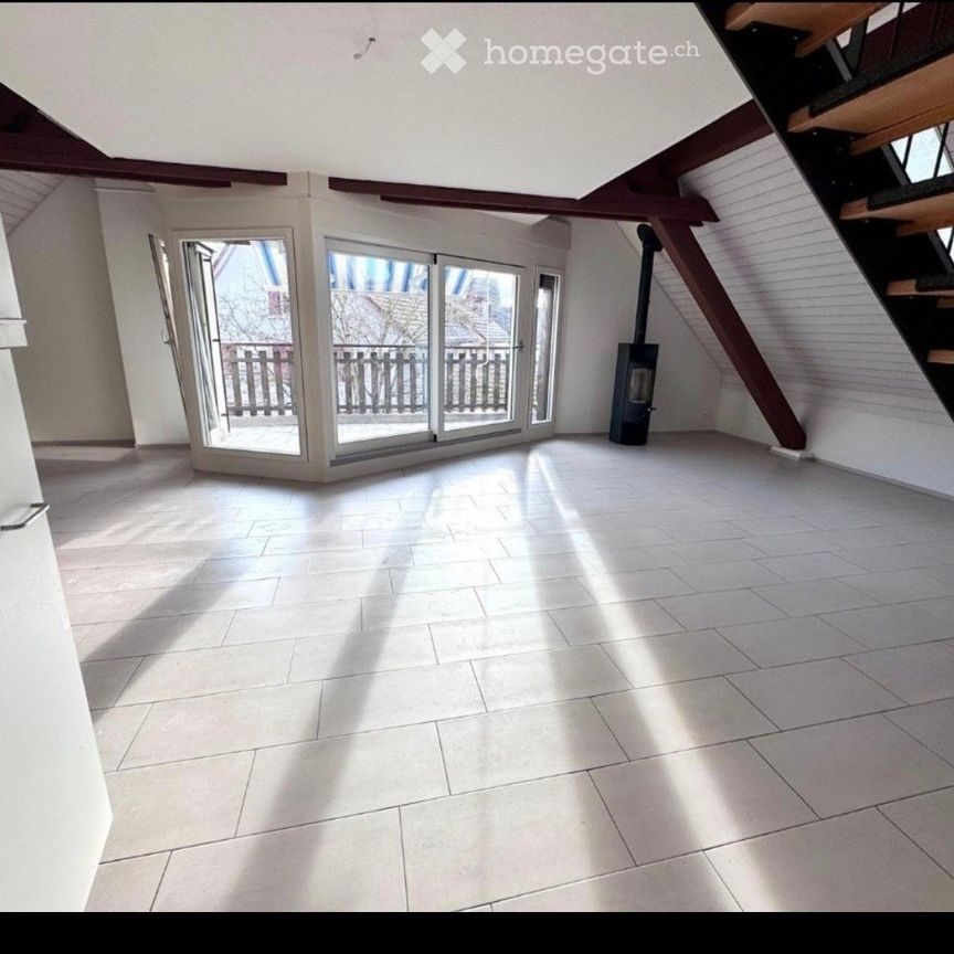 Attraktive Maisonettewohnung in Bachenbülach – grosszügig, zentral und ideal gelegen - Photo 1