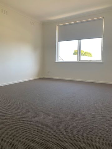 12/12 Warrigal Road, Parkdale VIC 3195 - Apartment For Rent | Domain - Photo 2