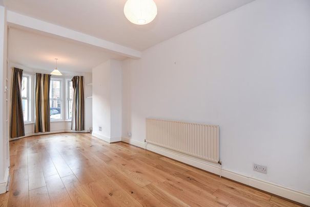 2 bedroom terraced house to rent - Photo 1