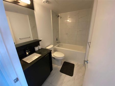 For Lease - 85 Wood Street Unit# 3310, Toronto, Ontario - Photo 5