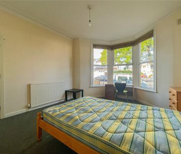 6 bedroom terraced house to rent - Photo 2