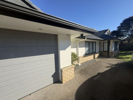 Spacious Home Waiting for You&excl; - Photo 2